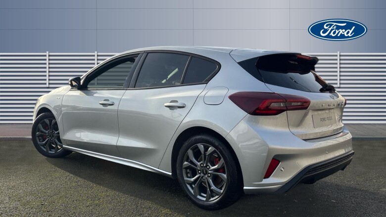 Ford Focus 1.0 EcoBoost Hybrid mHEV 155 ST-Line 5dr Auto Petrol Hatchback